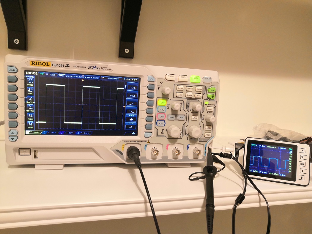 Rigol DS1054Z y mi pequeño DSO nano v2